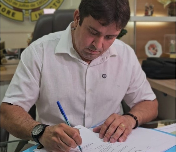 Prefeito Helder Carvalho assina terno de autorização para construção da Travessia das Pedrinhas 